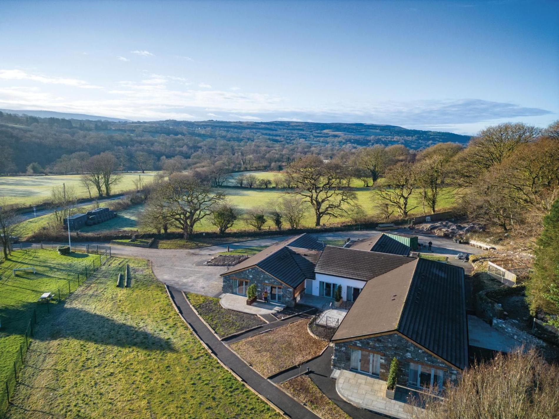 Suite 2 - Sleeping Giant Hotel - Pen Y Cae Inn Brecon Buitenkant foto
